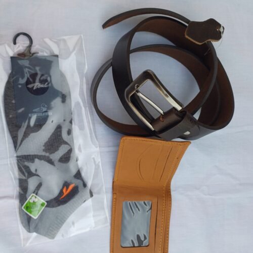3-in-1-mens-essentials-leather-belt-tan-wallet-socks2 Leather belt wallet and socks set for men - gentleman's trio